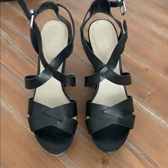 Like NEW Spring Wedges - Picture 2 of 8